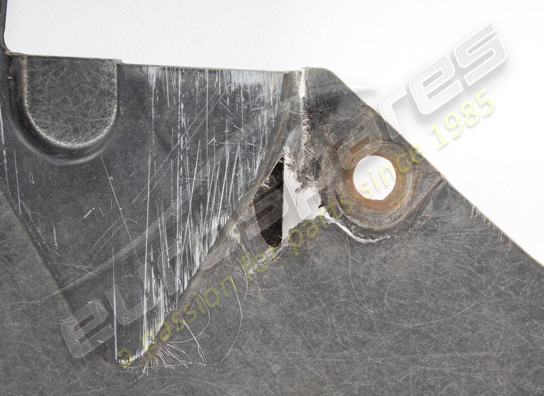 used ferrari front aereodynamic bottom. part number 81164200 (6)