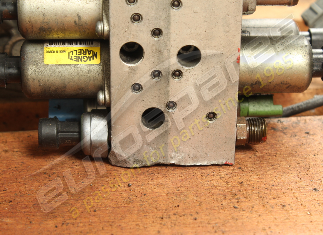 damaged ferrari power take off unit. part number 305902 (6)
