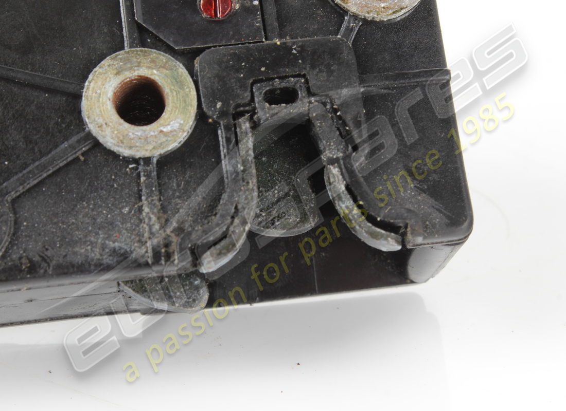 used eurospares complete boot lock. part number eap1374051 (4)