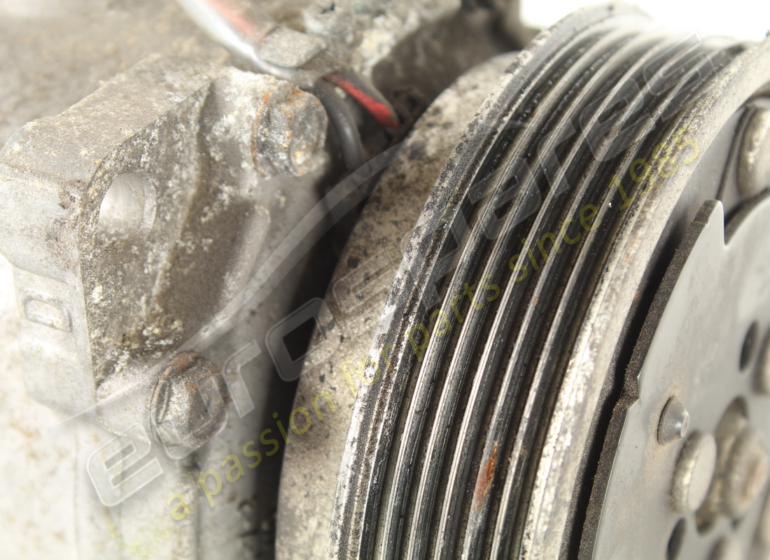 used maserati sanden compressor. part number 578377502 (8)