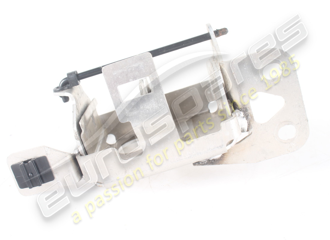 used ferrari tgk valve mounting bracket. part number 84066200 (3)