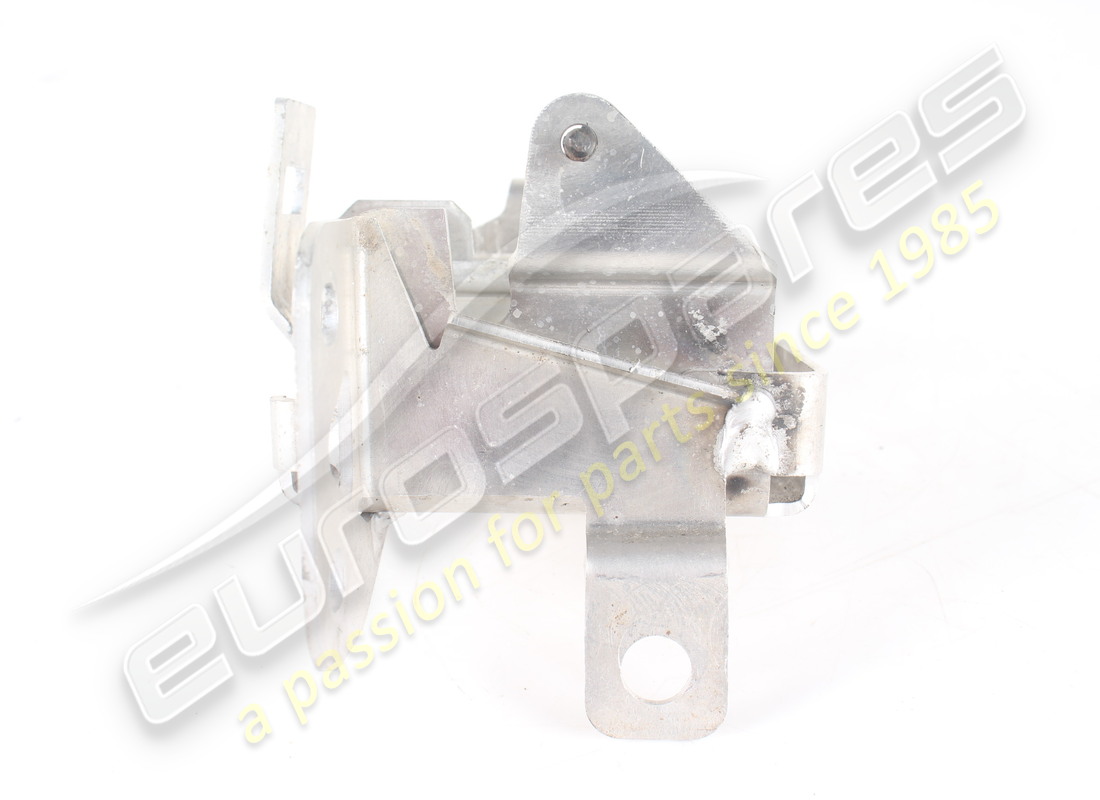 used ferrari tgk valve mounting bracket. part number 84066200 (2)