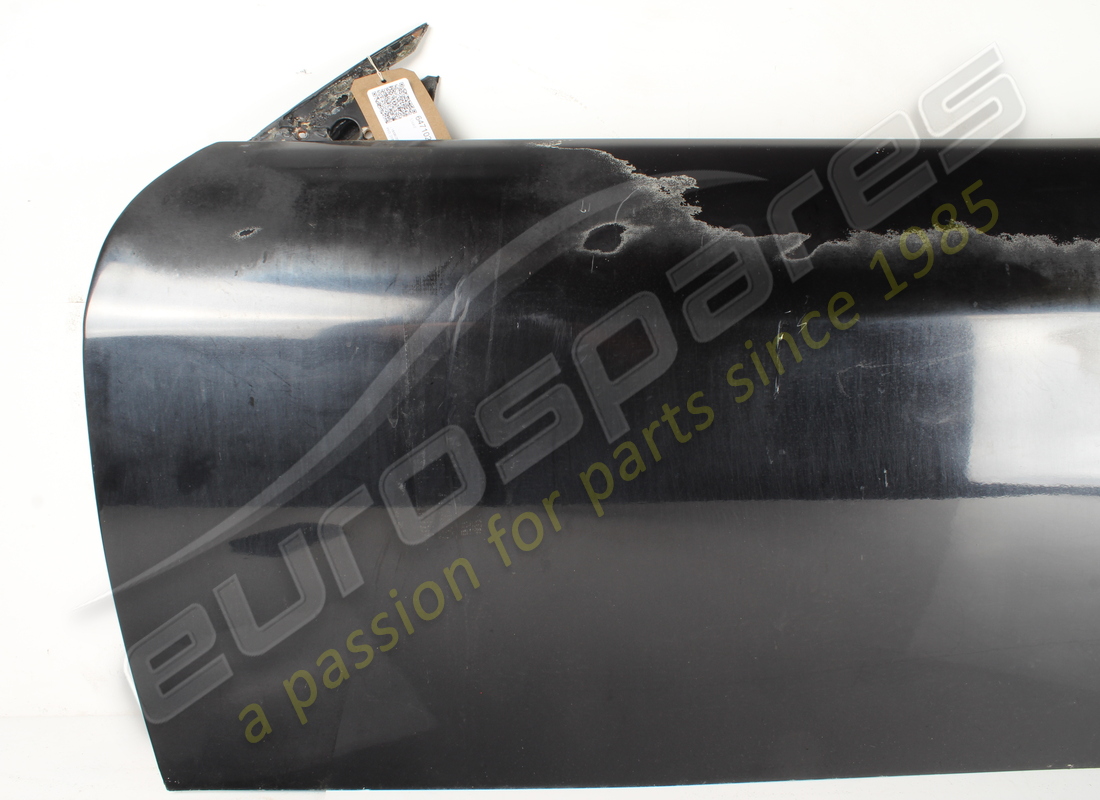 used ferrari lh door. part number 64710200 (2)