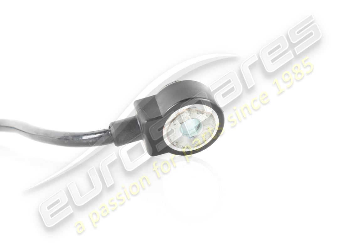 used maserati knock sensor. part number 585089700 (3)