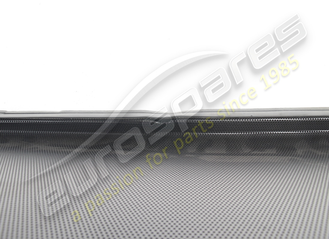 used ferrari complete rh grille. part number 83250500 (2)