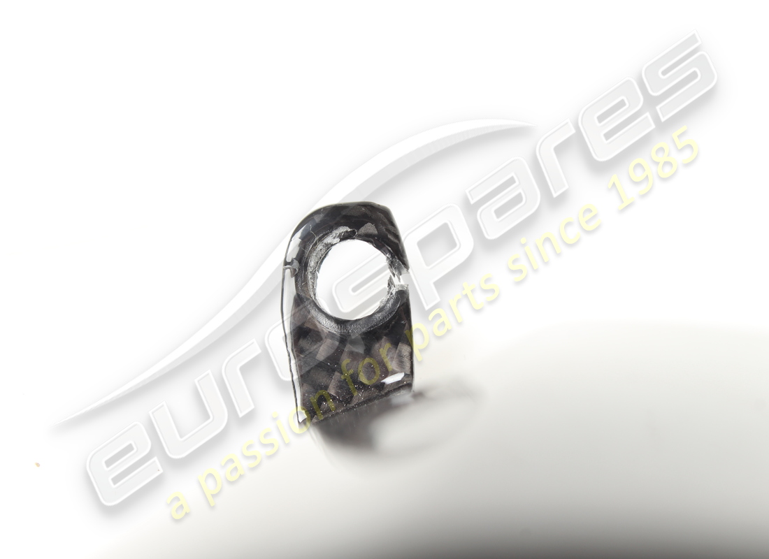 used ferrari centre lip. part number 89076800 (8)