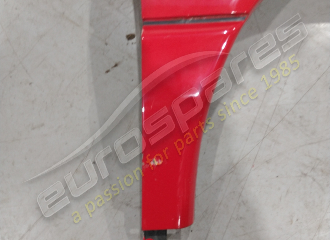 damaged ferrari complete rh front fender. part number 63962100 (2)