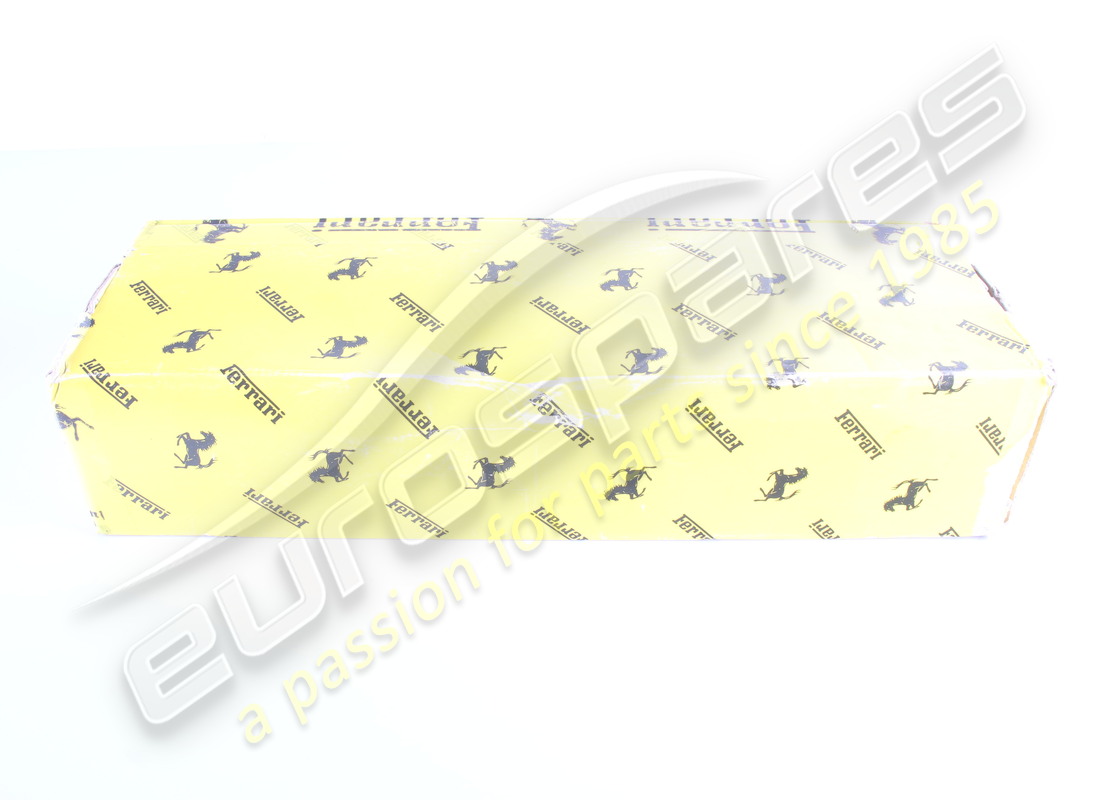 new (other) ferrari diffuser. part number 63204400 (3)