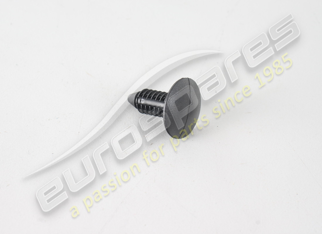 new aston martin fastener, firtree. part number 4g43mxc1800aa (1)