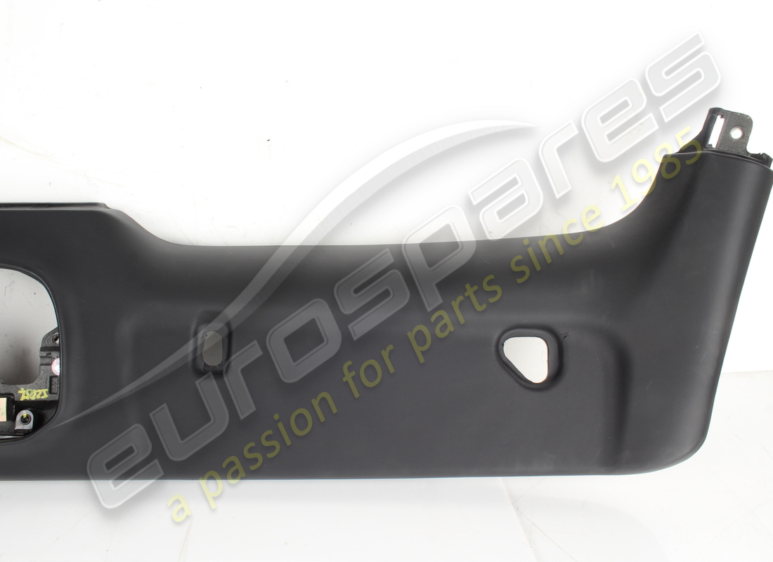 damaged ferrari ricopr. traver. parabrezza p. part number 859758 (4)
