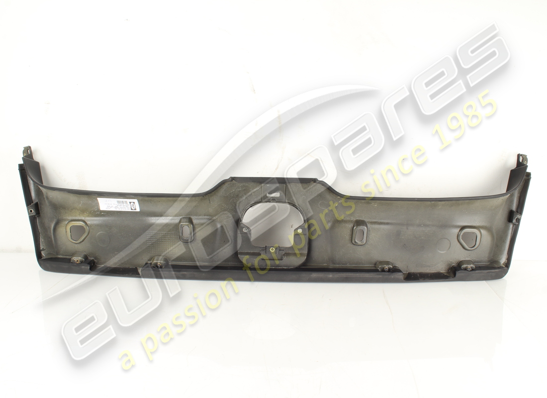 damaged ferrari ricopr. traver. parabrezza p. part number 859758 (5)