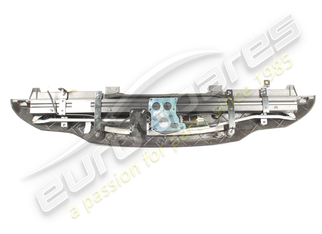 used maserati rear power sunshade assembly. part number 670015412 (2)