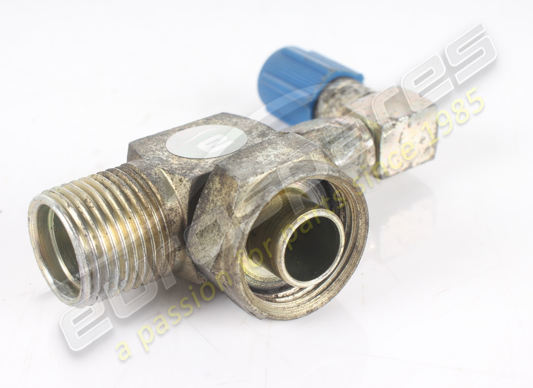 USED FERRARI COMPRESSOR VALVE INLET. PART NUMBER 124333 (3) used ferrari compressor valve inlet. part number 124333 (3)