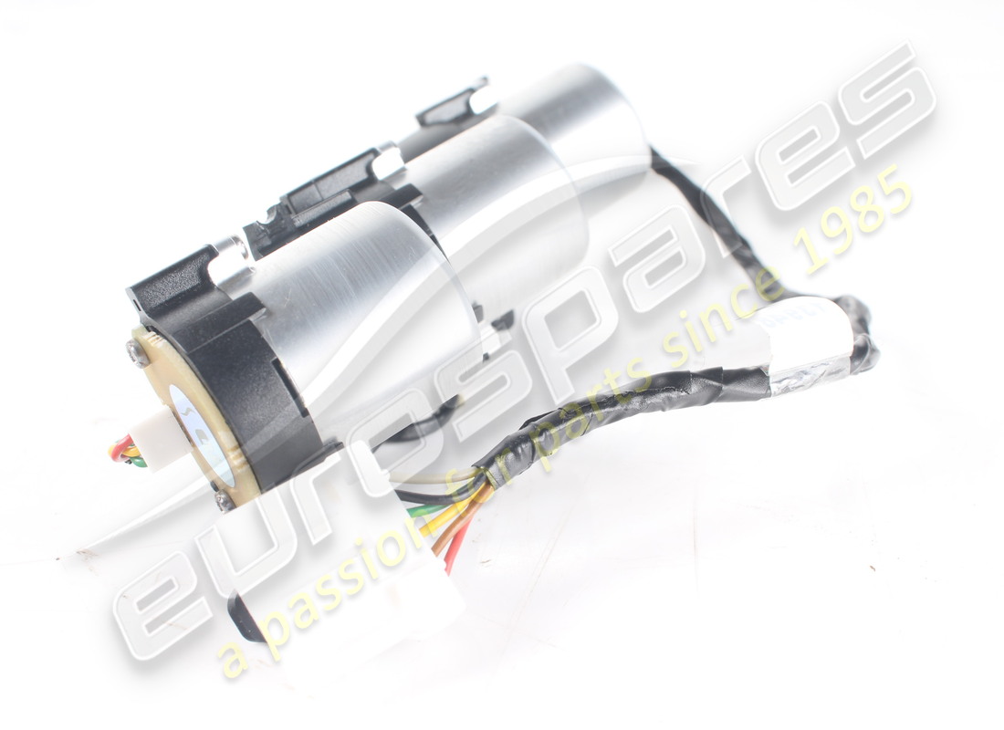 USED FERRARI COMPLETE F1 GEARBOX CONTROL MO. PART NUMBER 336485 (3) used ferrari complete f1 gearbox control mo. part number 336485 (3)