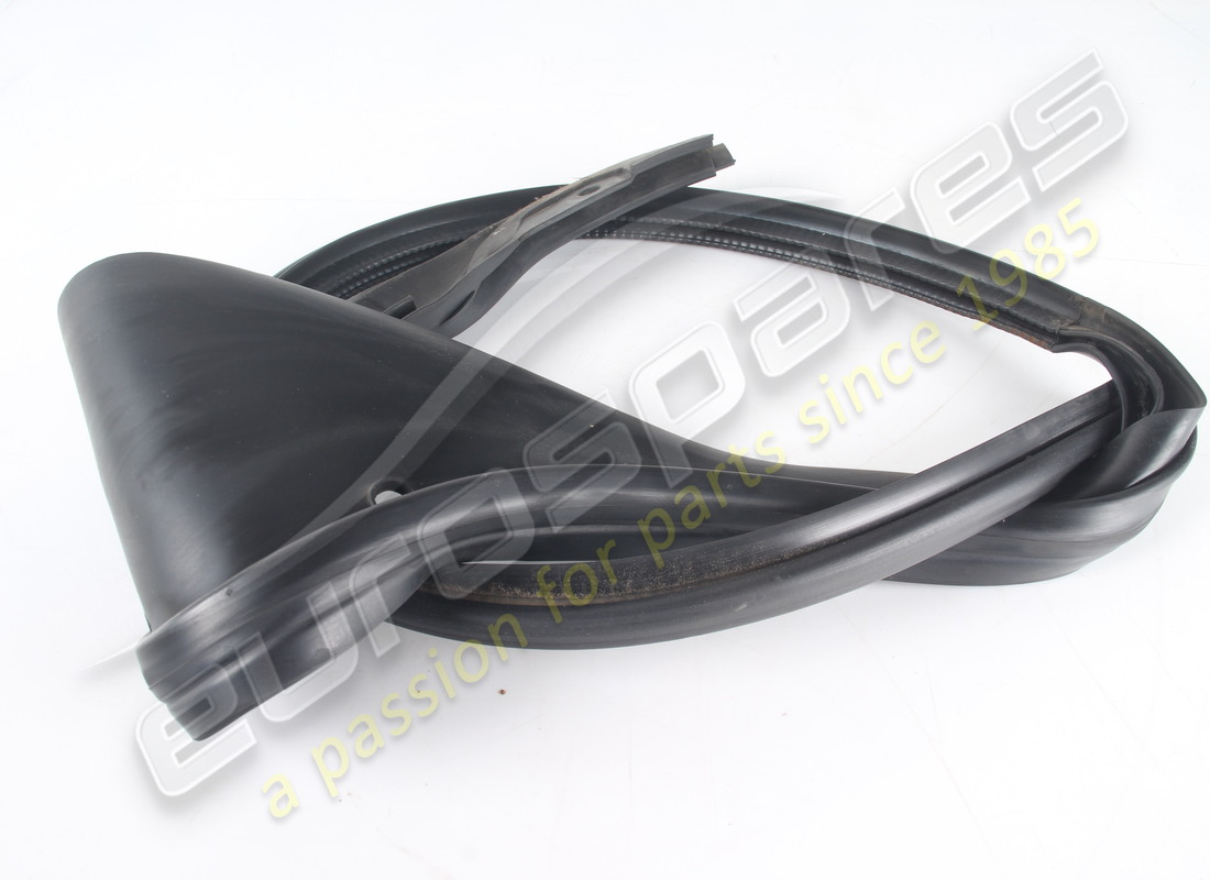 USED Ferrari RH ENGINE COMPARTMENT COVER . PART NUMBER 88031200 (1) USED Ferrari RH ENGINE COMPARTMENT COVER . PART NUMBER 88031200 (1)