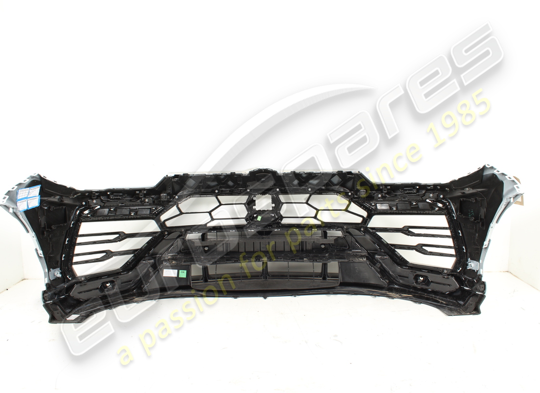 used eurospares lamborghini urus front bumper. part number eap1425706 (4)