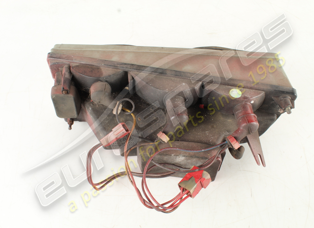 used ferrari rh front light. part number 61879900 (4)