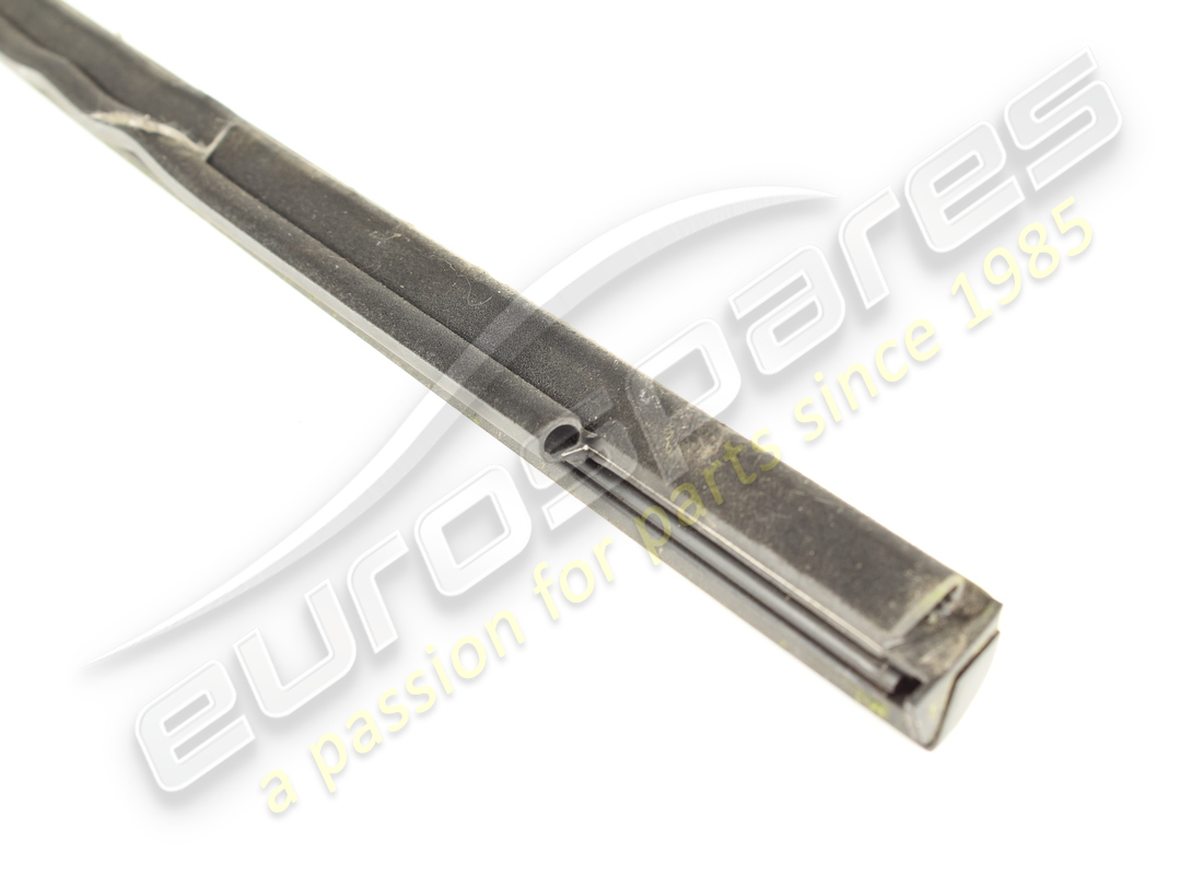 used lamborghini win. weatherstrip. part number 4ml839476t94 (2)