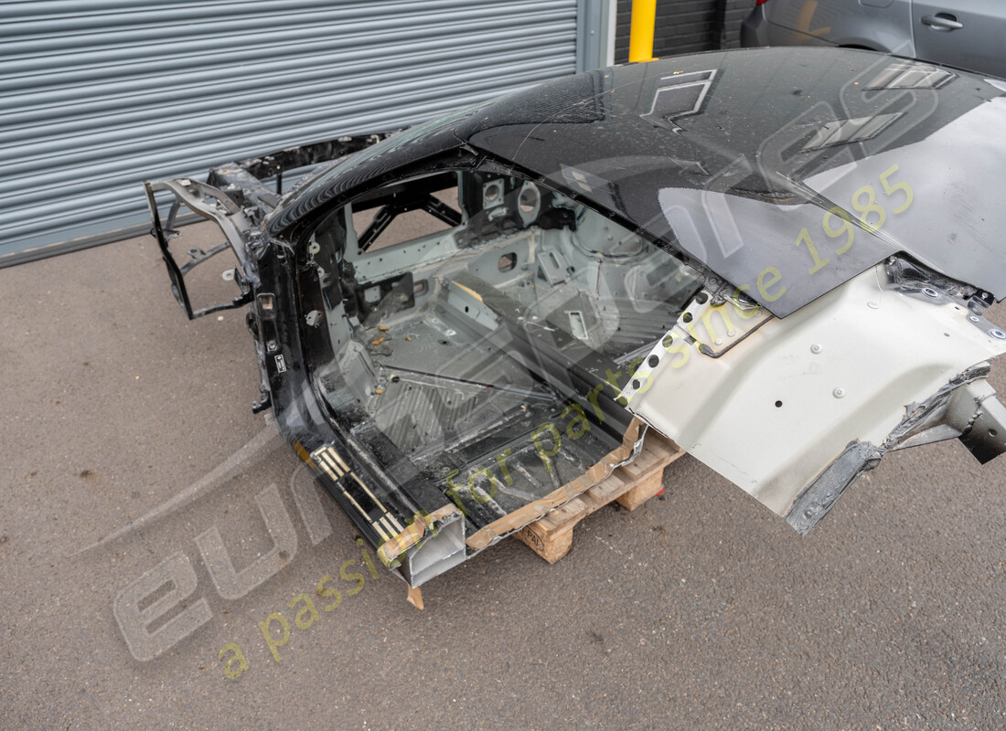 used ferrari front chassis & roof. part number eap1492385 (8)