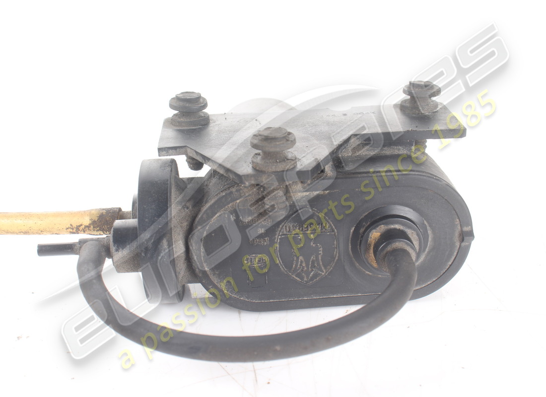 used maserati vacuum pump. part number 325520172 (4)
