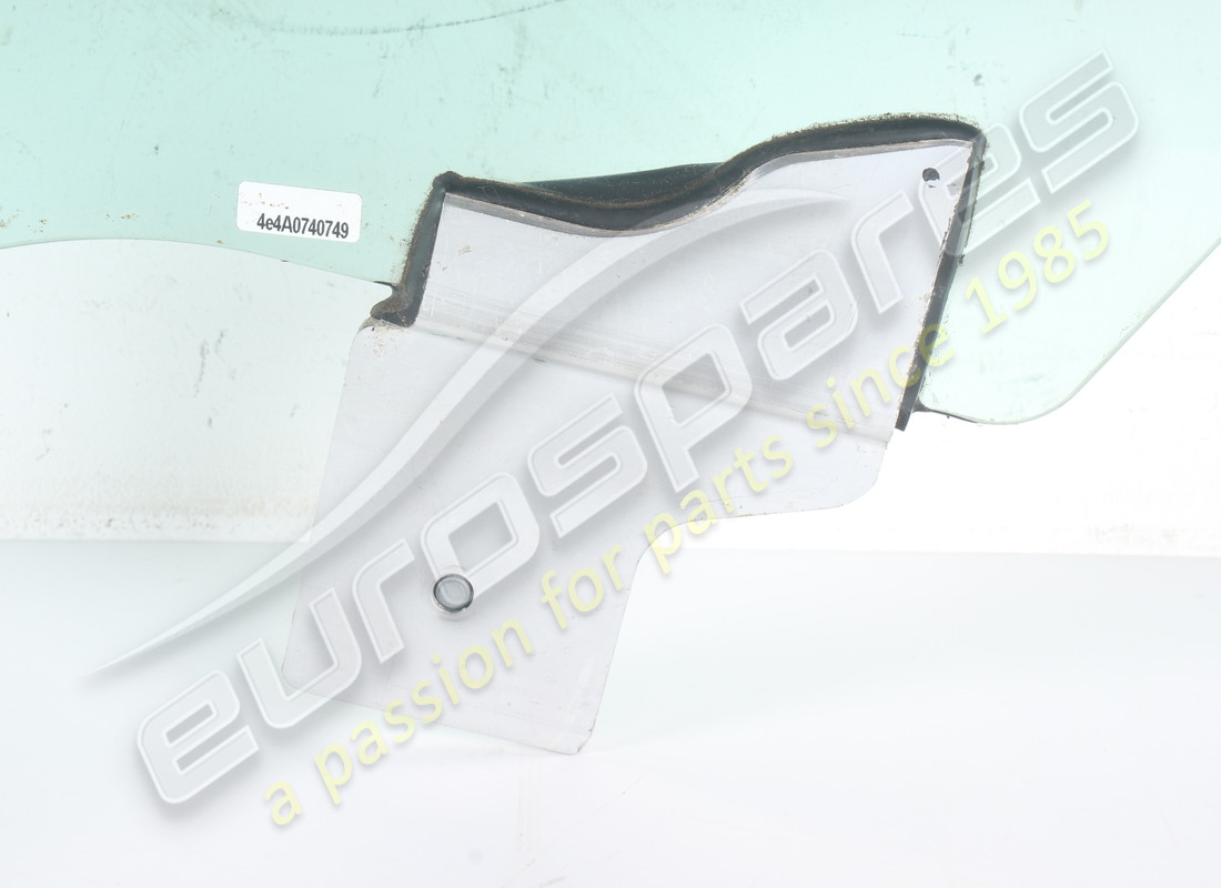 used ferrari lh door window. part number 83614500 (3)