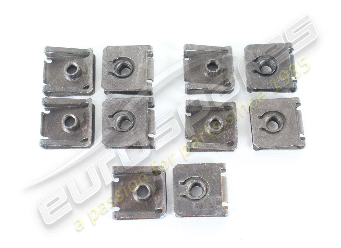 new aston martin clip spg m6 pk of 10. part number 7g4310609eaapk (1)