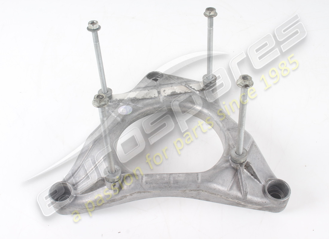 USED FERRARI MOUNTING. PART NUMBER 318265 (3) used ferrari mounting. part number 318265 (3)