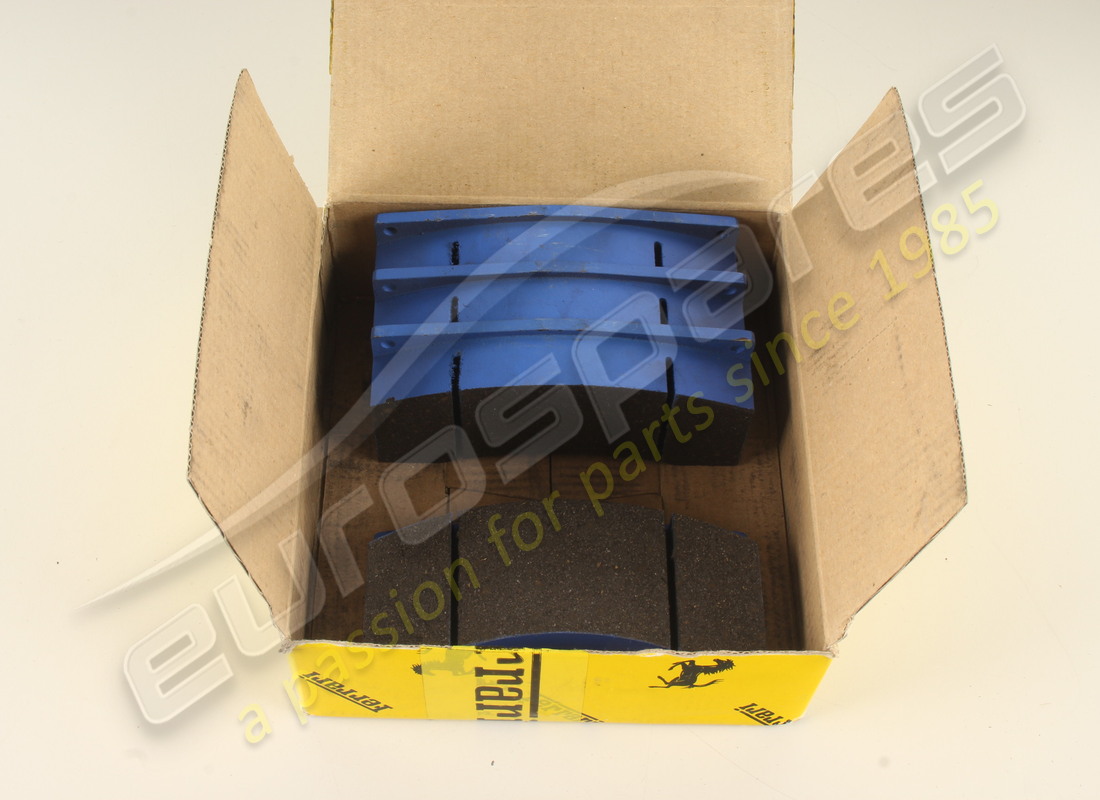 new ferrari front and rear brake pad. part number 163297 (2)