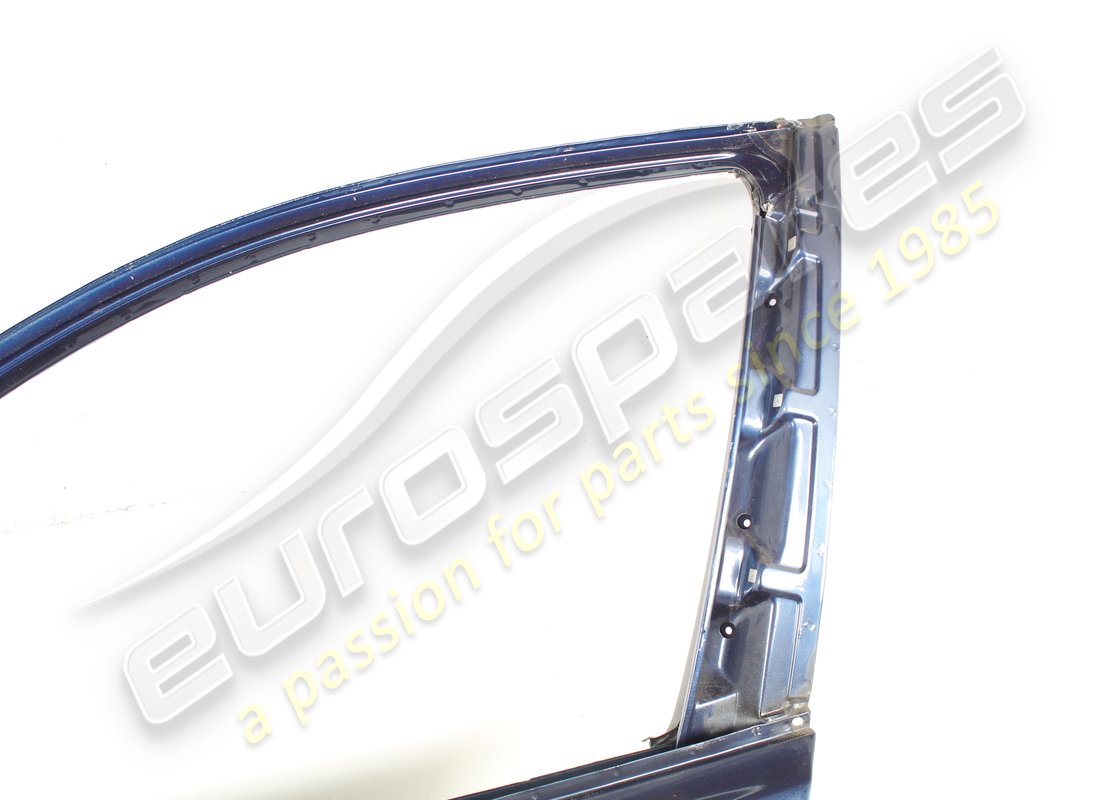 used maserati complete lh front door. part number 67062100 (2)