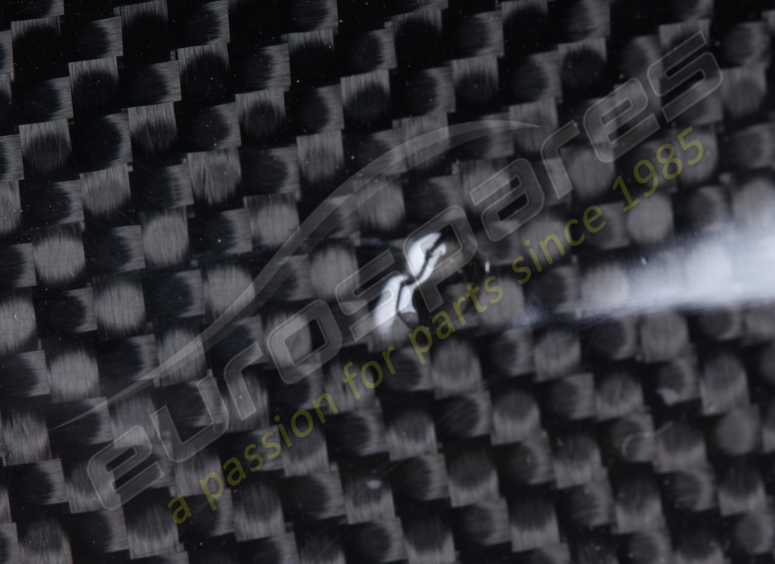 USED FERRARI FRONT BUMPER. PART NUMBER 87187110 (6) used ferrari front bumper. part number 87187110 (6)