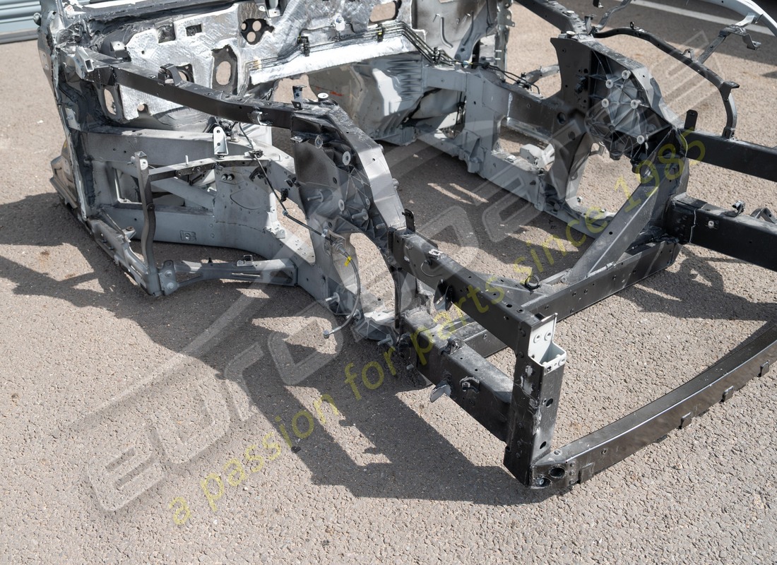 damaged eurospares complete front chassis. part number eap1563097 (2)