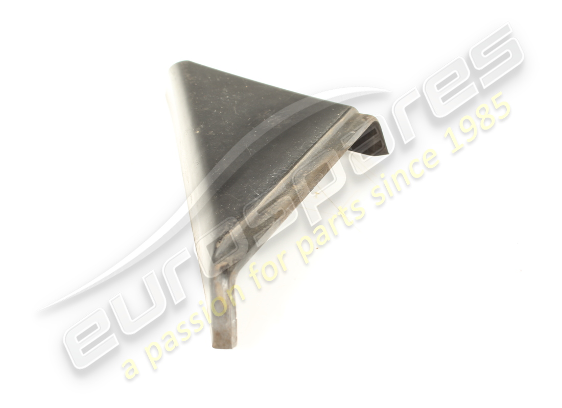 USED Ferrari RH INNER MOULDING TRIANGLE . PART NUMBER 64586500 (1)