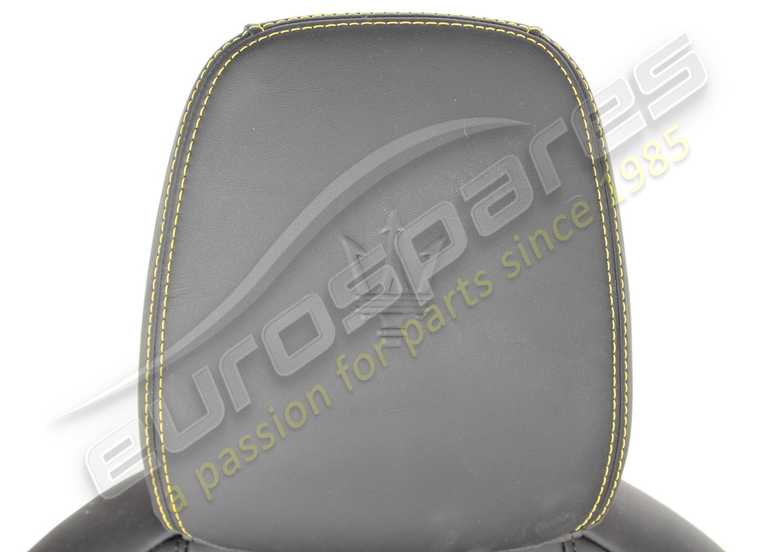 damaged maserati front rh seat assembly. part number 670207074 (6)