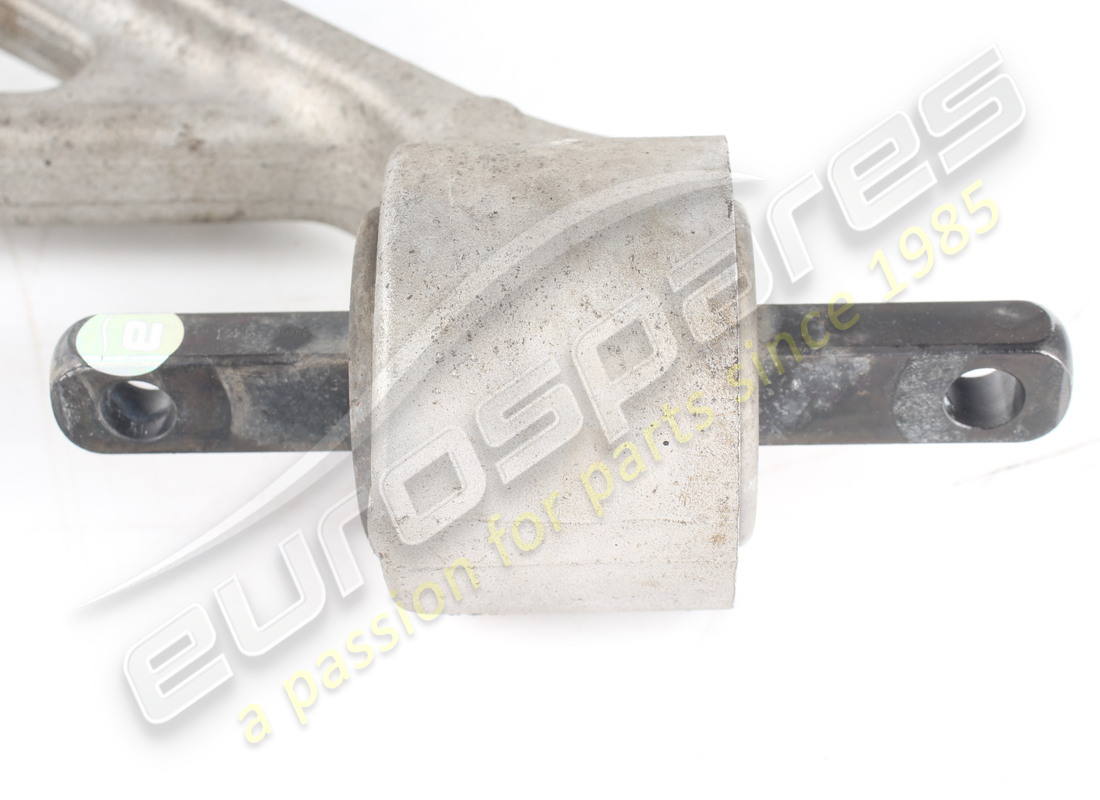 used ferrari complete rh front lower arm. part number 268897 (4)