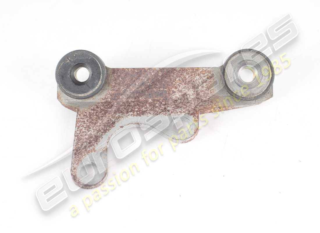 used ferrari rh bracket. part number 257257 (3)