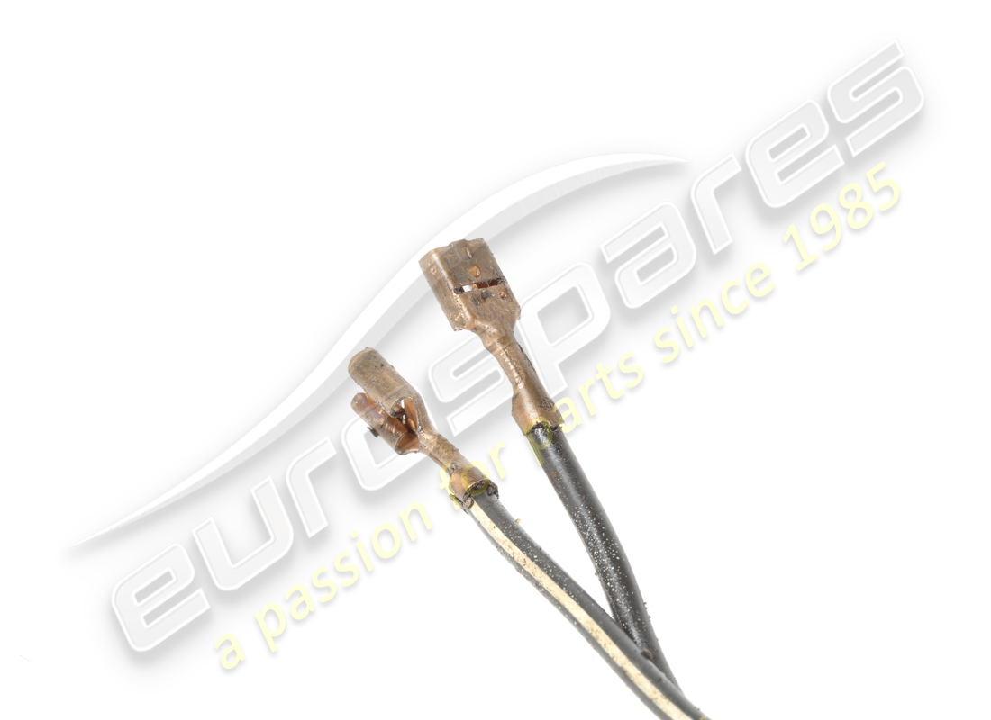 DAMAGED FERRARI ELECTRIC AERIAL. PART NUMBER 66235900 (2) damaged ferrari electric aerial. part number 66235900 (2)