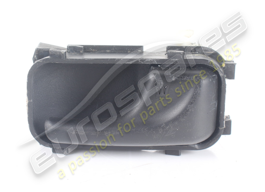 used maserati rh door internal handle. part number 374500148 (2)