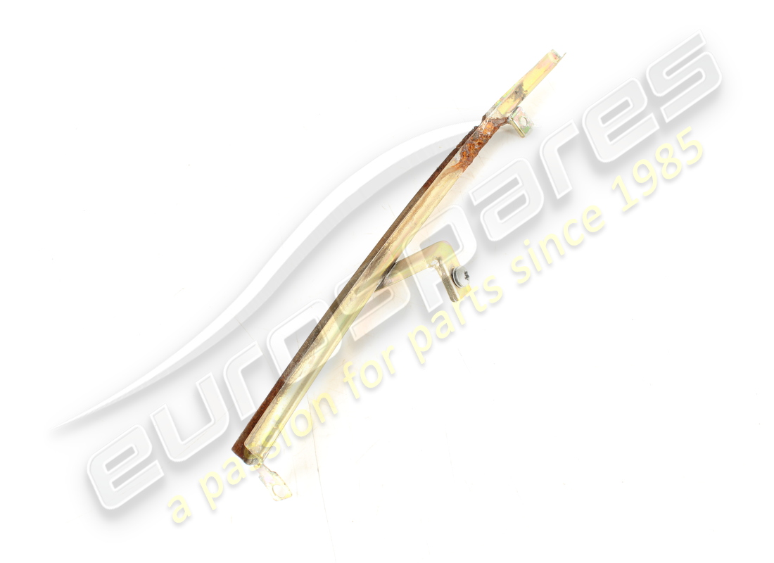 used maserati lh front glass guide. part number 67271100 (2)