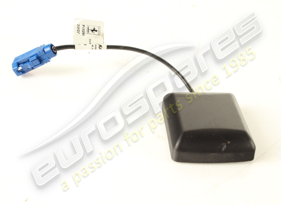 used ferrari gps antenna. part number 789209 (1)