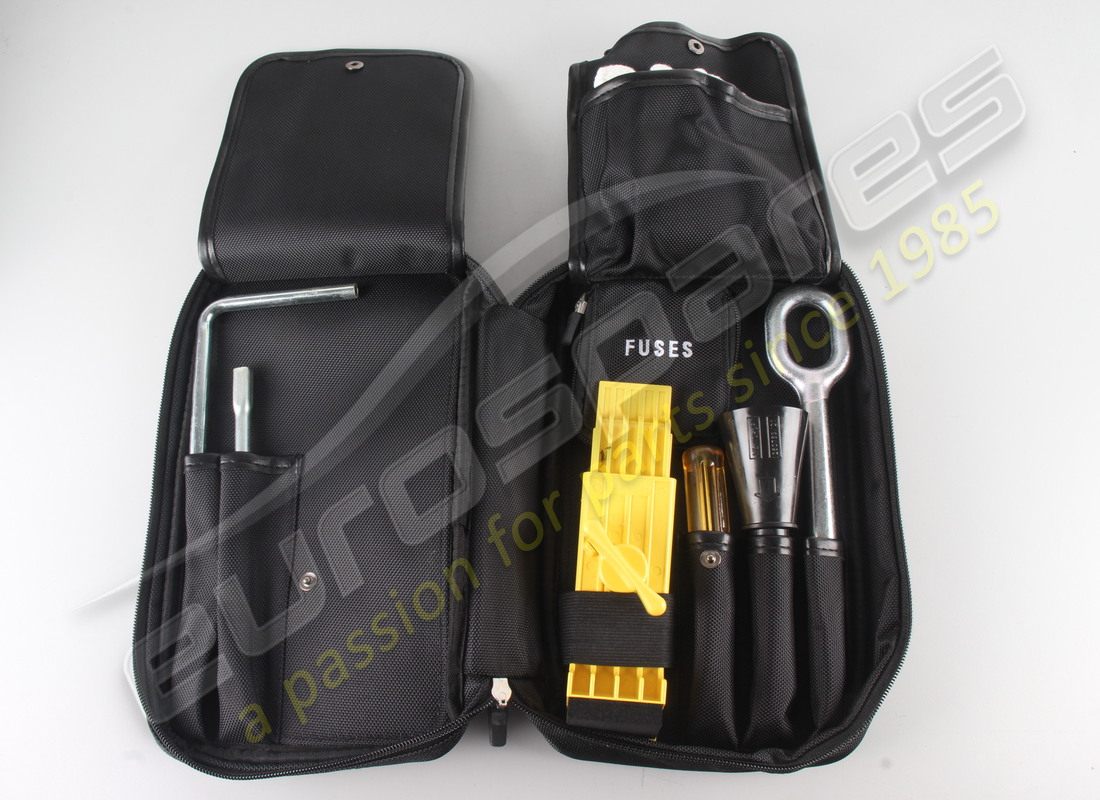 new ferrari complete toolkit bag. part number 827399 (5)