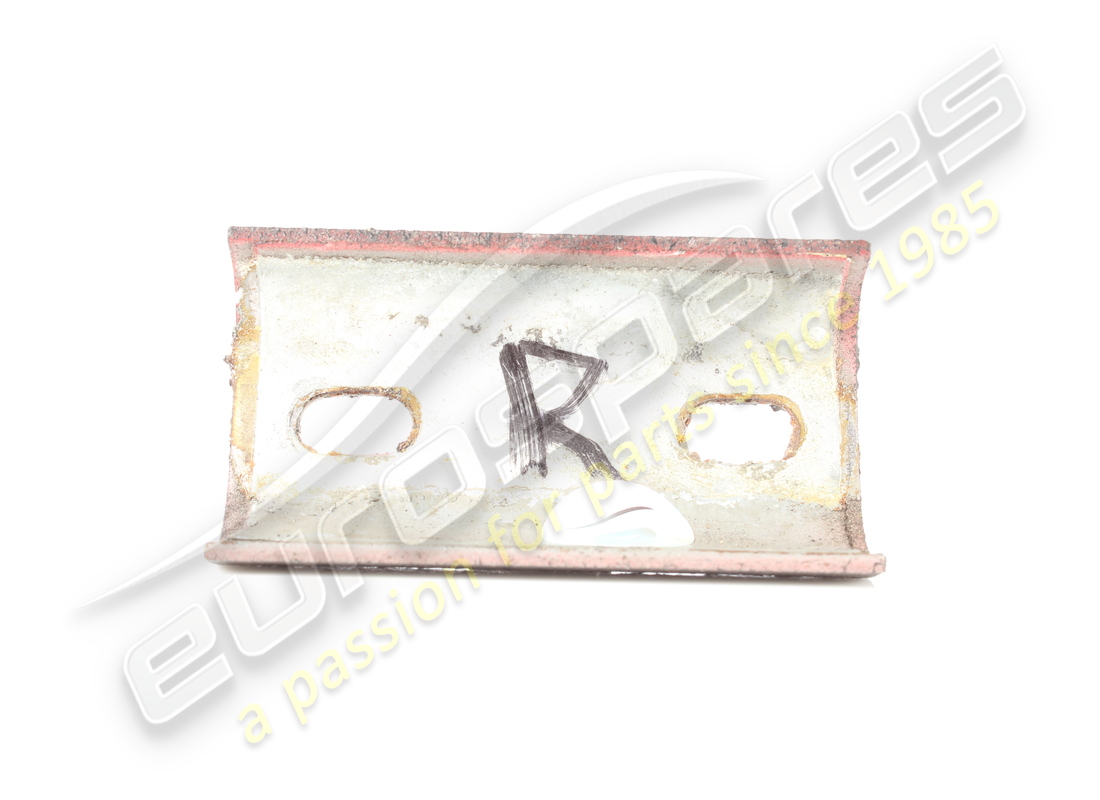 used ferrari rh bracket. part number 60597700 (1)