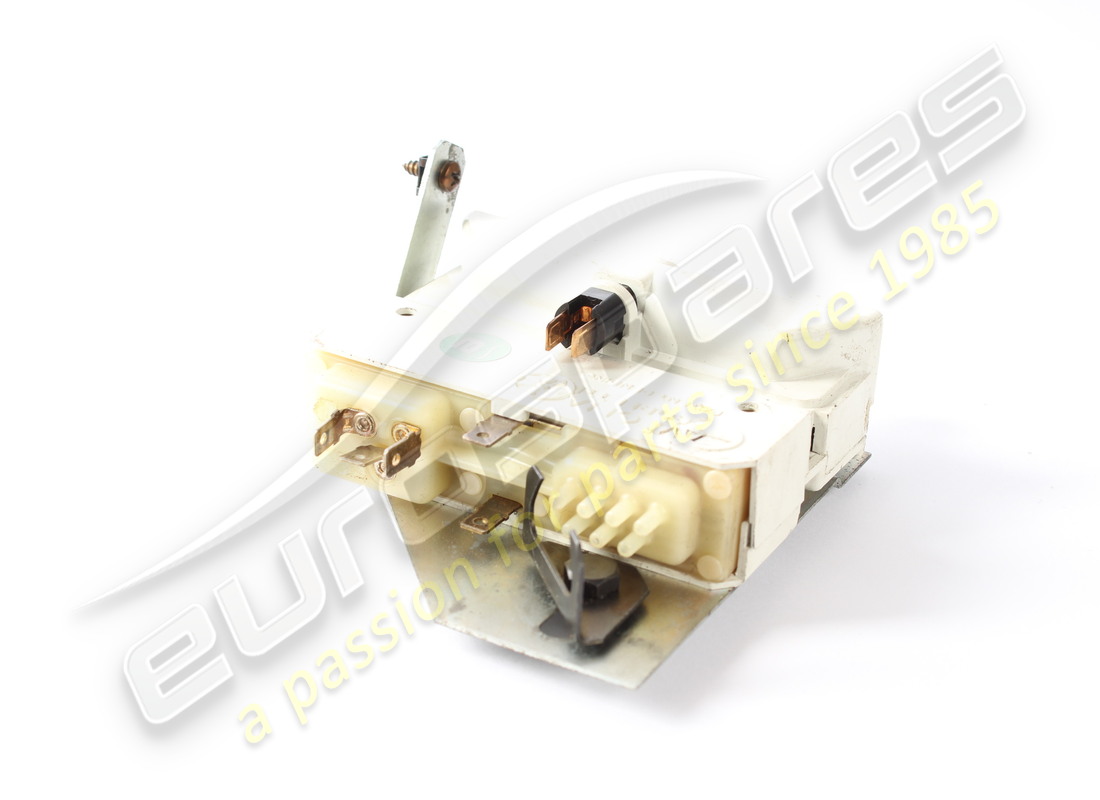 used ferrari air conditioning control unit. part number 124075 (3)