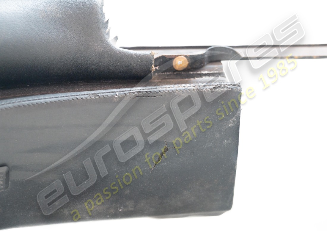 damaged ferrari lhd dashboard black. part number 63303900 (4)