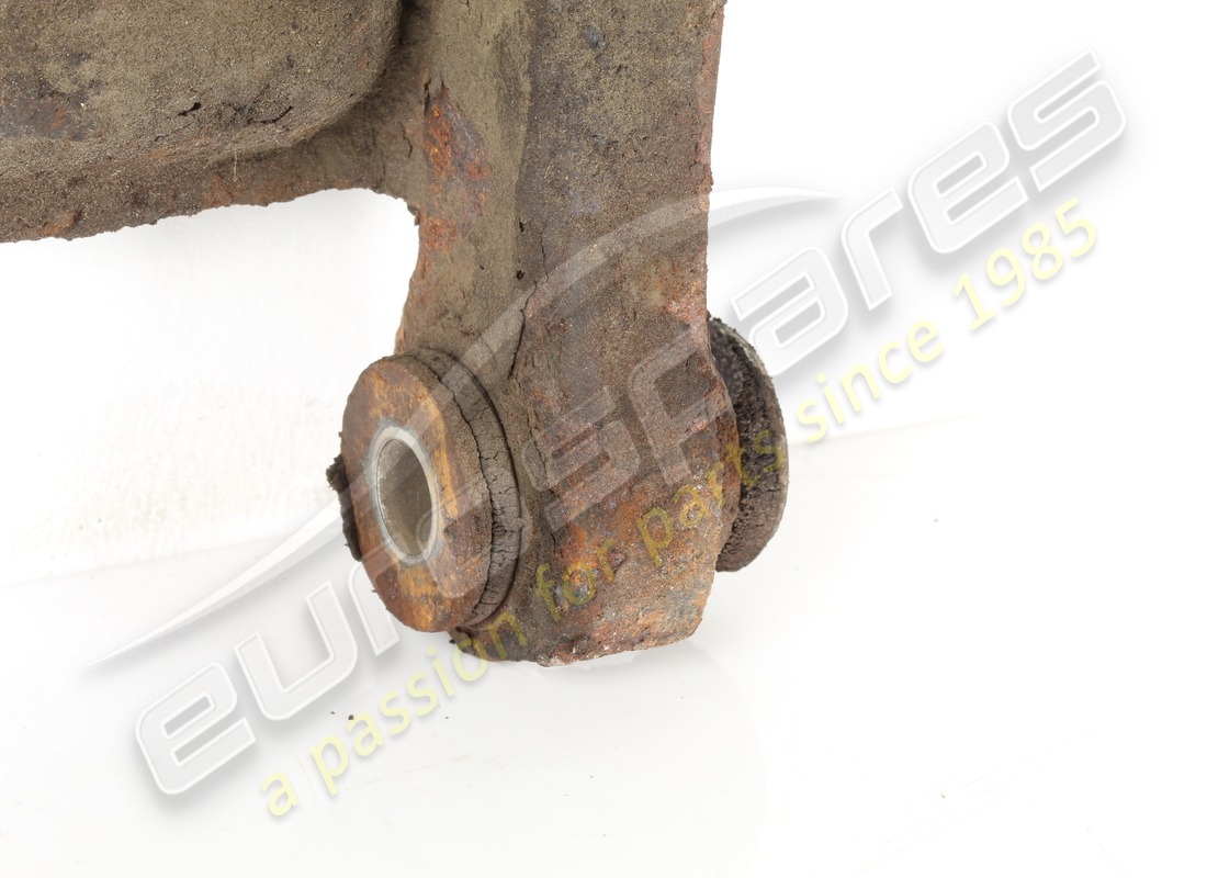 used ferrari rh front suspension lower lever. part number 115706 (5)