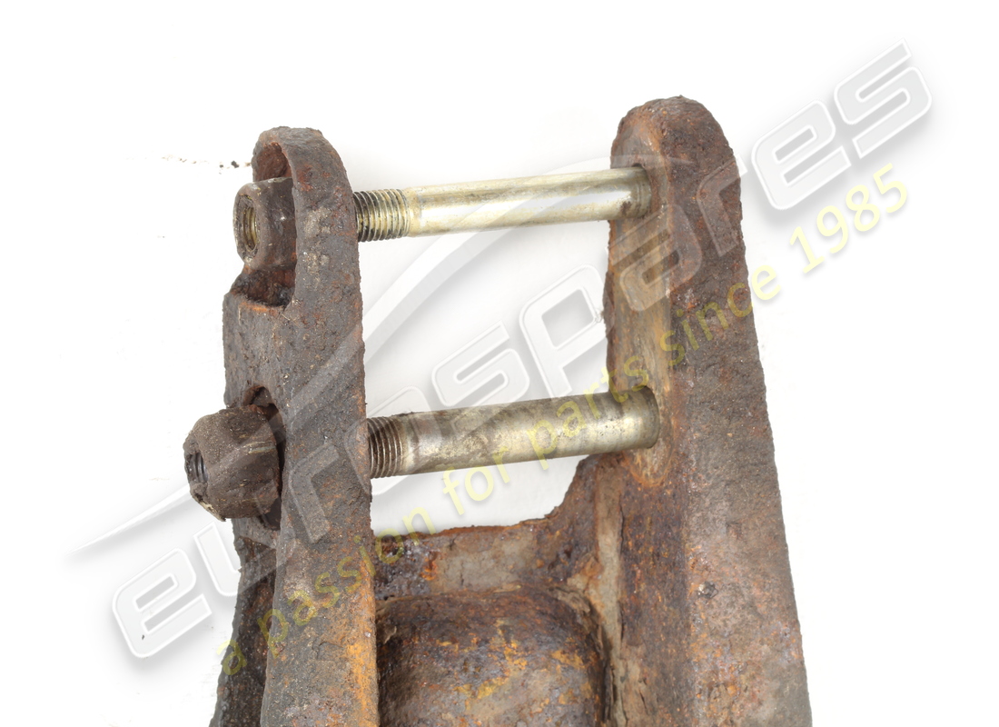 used ferrari rh front suspension lower lever. part number 115706 (2)