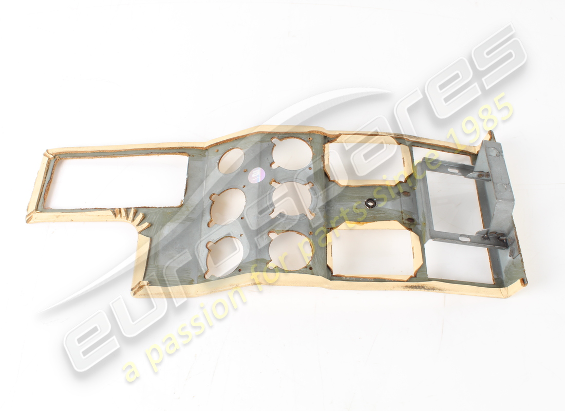 used ferrari instrument panel rhd gts. part number 61847500 (5)