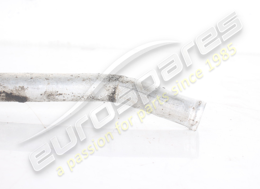USED FERRARI PIPE. PART NUMBER 108521 (3) used ferrari pipe. part number 108521 (3)