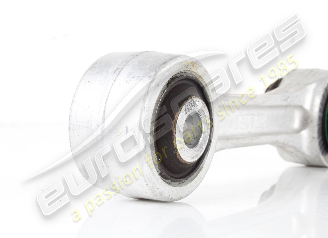 used ferrari link. part number 259688 (3)