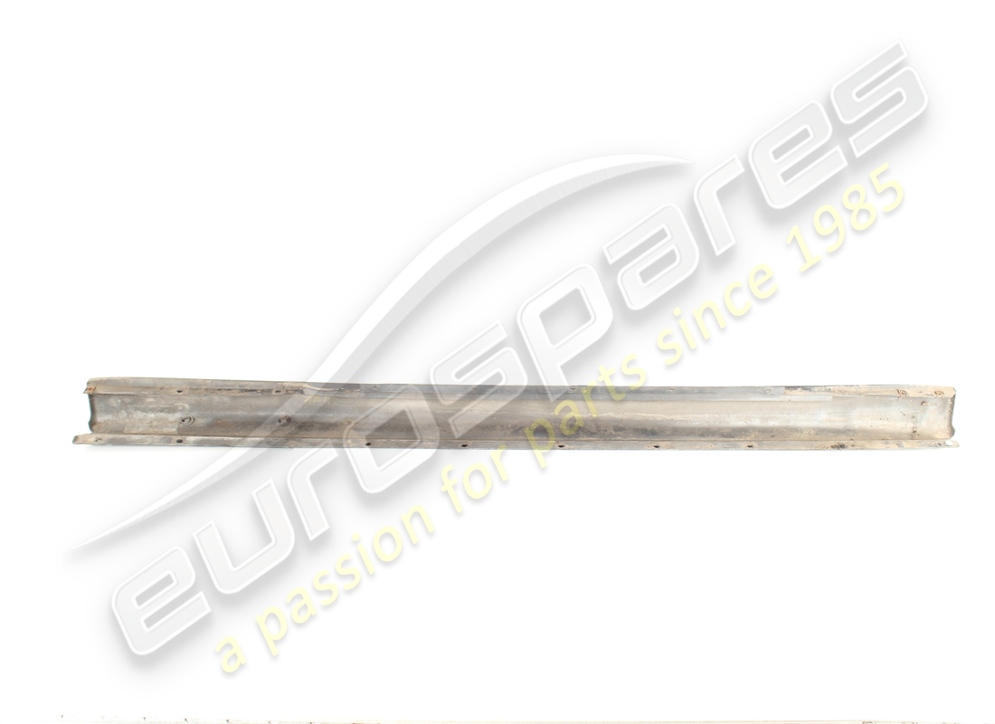 used maserati lh side skirt. part number 980000907 (5)