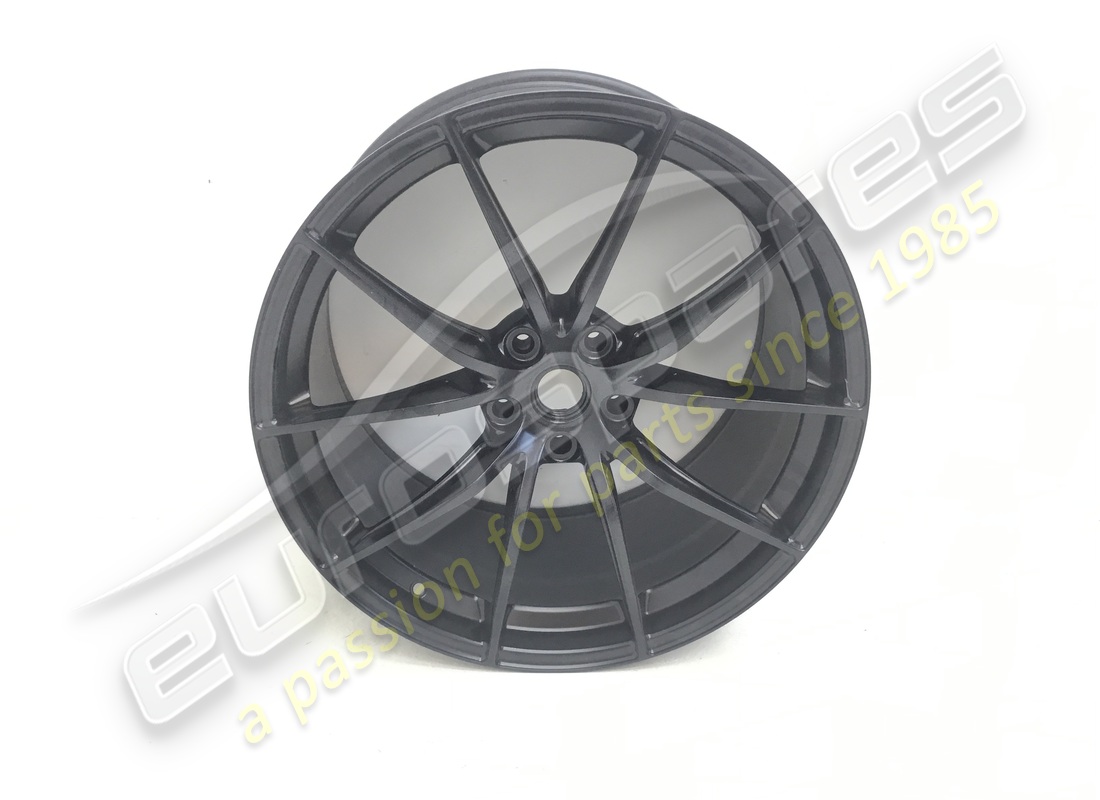 RECONDITIONED Ferrari REAR WHEEL . PART NUMBER 323895 (1)